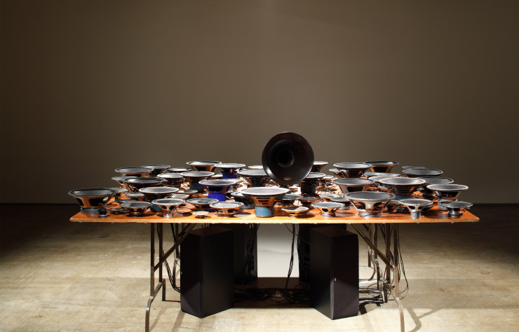 L’installation auditive « Expérience en F# Minor » par Janet Cardiff et George Bures Miller.