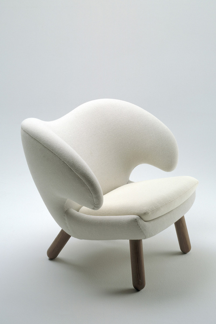 Fauteuil « Pélican » de Finn Juhl (1940).