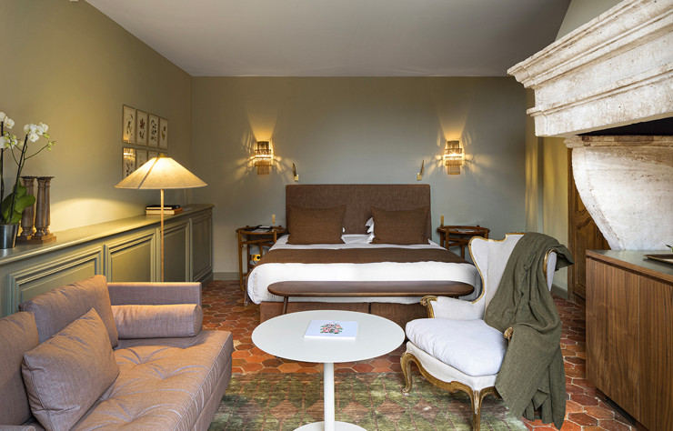 Même la chambre numéro 1 de l’Oustau, la plus ancienne du domaine, a profité de la vague de modernisation.
