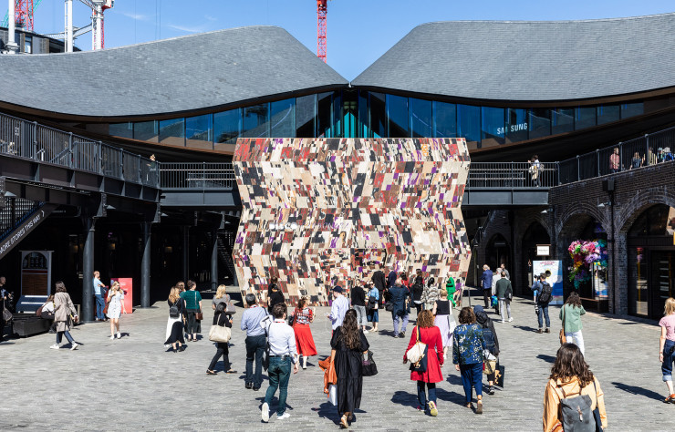 « Disco Carbonara » de Martino Gamper, installation événement du London Design Festival.