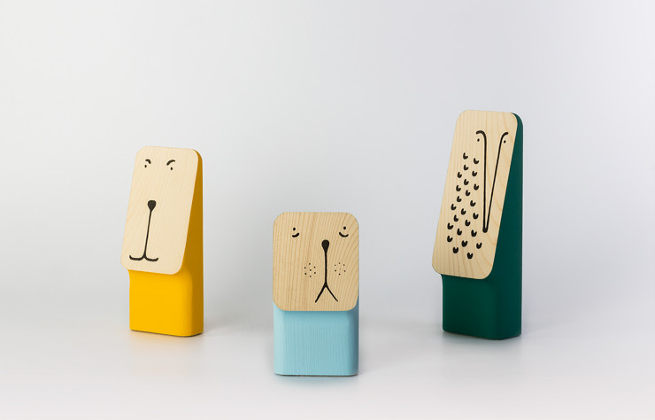 D’ores et déjà disponible à la pré-commande sur le site des Ateliers Emmaüs, la collection de Ionna Vautrin sera mise en vente à partir du 30 septembre.