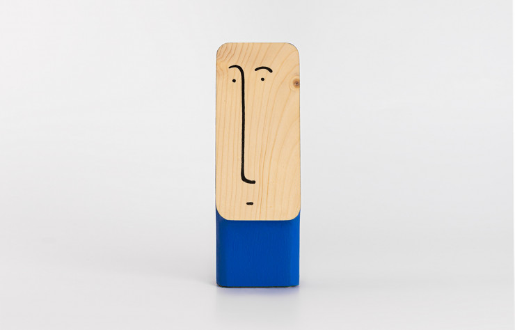 Figurine « Smala », déclinée en « bleu Rimatara ».