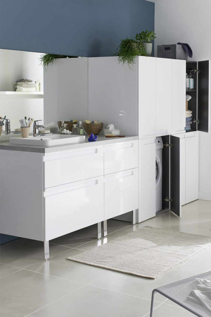 L’offre de meubles « Infiny », de Lapeyre, permet d’aménager un véritable espace de buanderie.