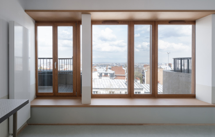 À Paris (XIXe), dans un ensemble de la rue de Mouzaïa, l’agence Canal orchestre la transformation de bureaux en résidence pour étudiants et jeunes travailleurs, ateliers d’artistes, espaces de coworking et centre d’hébergement d’urgence. Livraison finale prévue courant 2020.