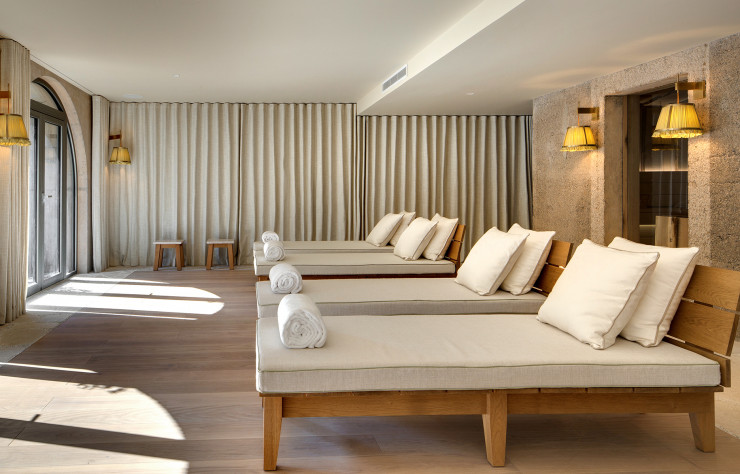 Nul besoin d’attendre la saison estivale pour se rendre sur la Riviera, pour la détox, la généreuse offre « wellness » de l’hôtel Lily of the Valley compensera largement les caprices de la météo et les excès de fin d’année.
