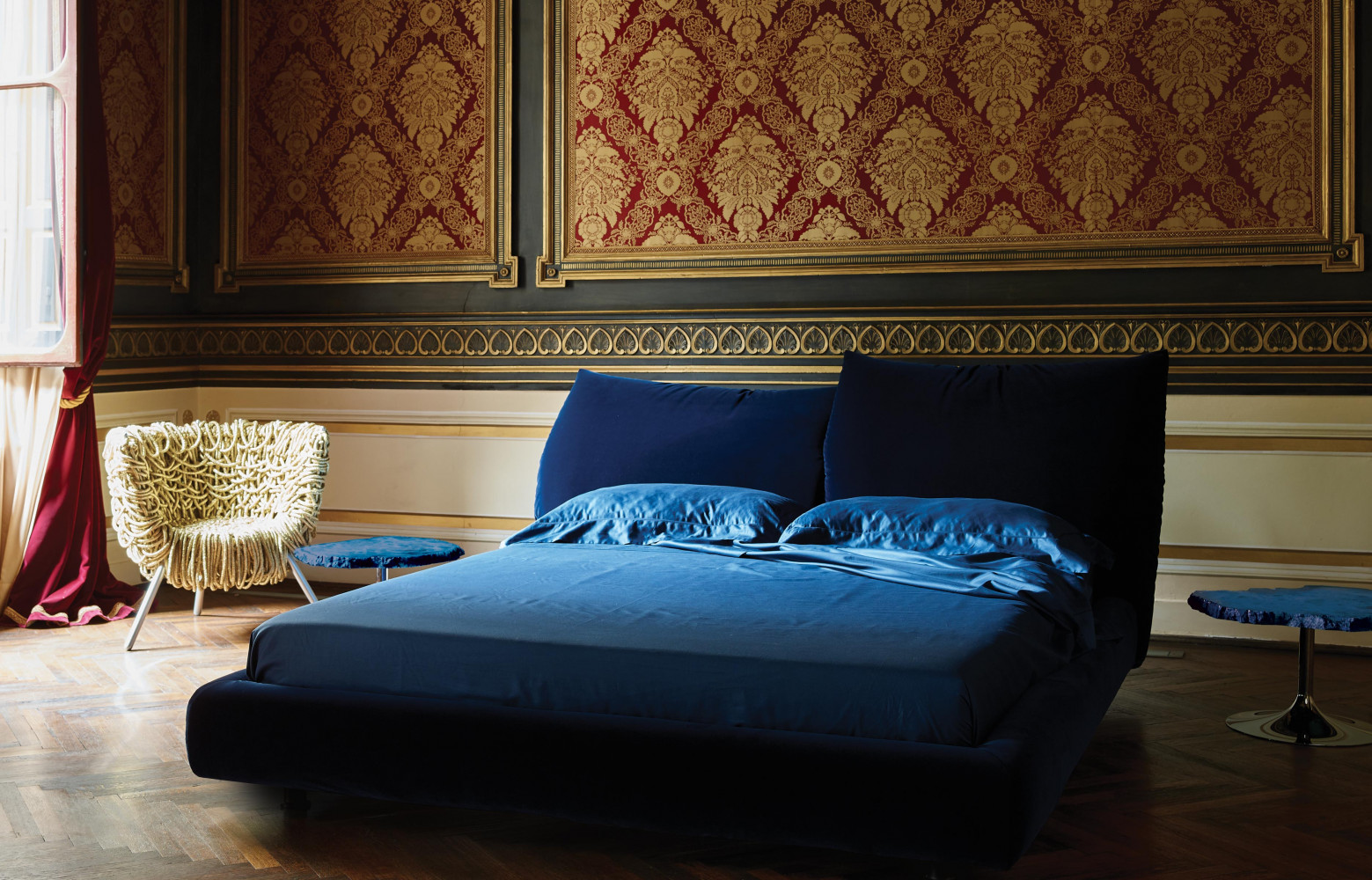 6/ Lit Stand by Me, design Francesco Binfaré, à partir de 8 320 €. Edra chez Silvera.