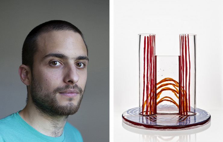 Mathieu Peyroulet Ghilini et un des vases qu’il a réalisés avec le Cirva à Marseille.