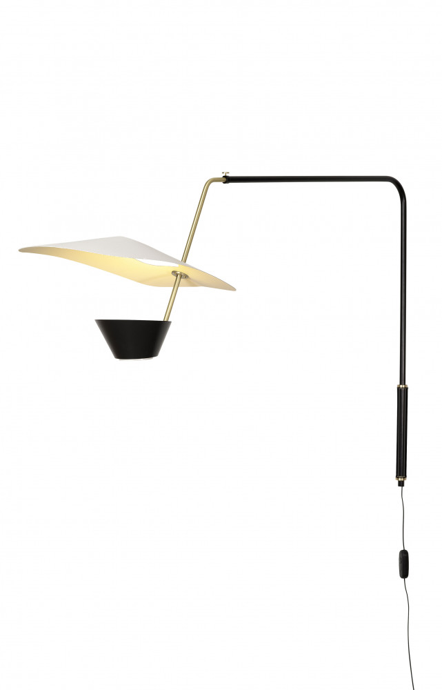 7/ Applique G25 en métal, design Pierre Guariche, 1 290 €. Sammode Studio.
