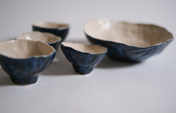Tasses et saladier de Lucile Boudier.