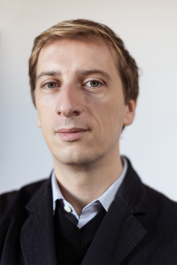 Avant d’être contacté par DCW, son designer, le Français Philippe Nigro, s’est distingué chez de grands éditeurs de mobilier comme Zanotta, Ligne Roset, Foscarini, Rado, DePadova ou Hermès….