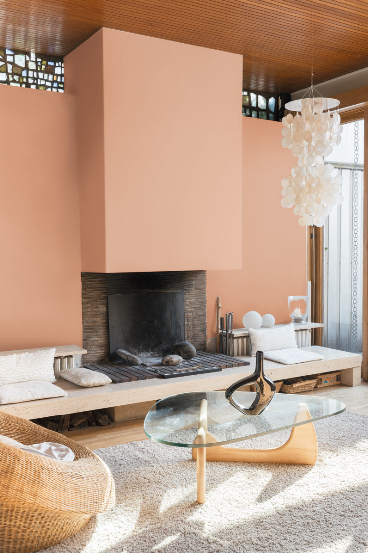 Finition soie Gold Manosque, formule écologique résistante à l’abrasion, gamme « Phylopur » (Seigneurie).