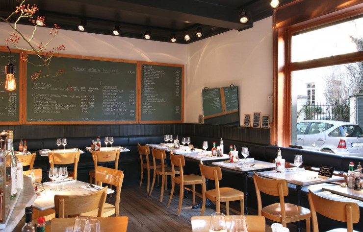 Tontons, Rue du Doyenné 69, 1180 Uccle, Bruxelles.
