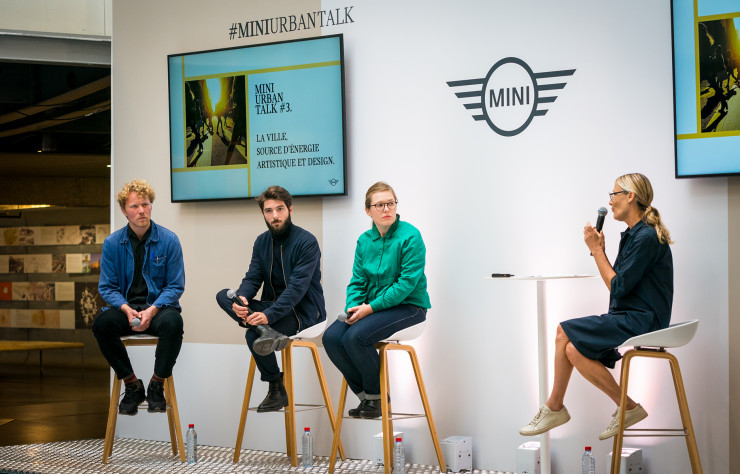 Le constructeur automobile MINI s’implique dans des projets de design urbain. Ici, lors d’un « Urban Talk », un cycle de conférences organisé au Pavillon de l’Arsenal avec IDEAT.
