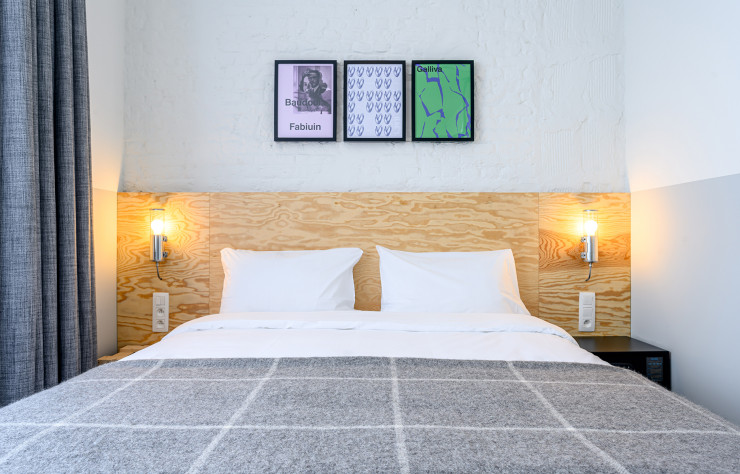 A La Grande Cloche, Sammode expose dans un hôtel une grande partie de son catalogue.