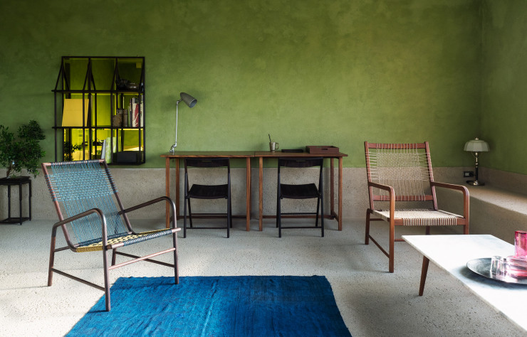 L’intérieur de cet hôtel ose la couleur.