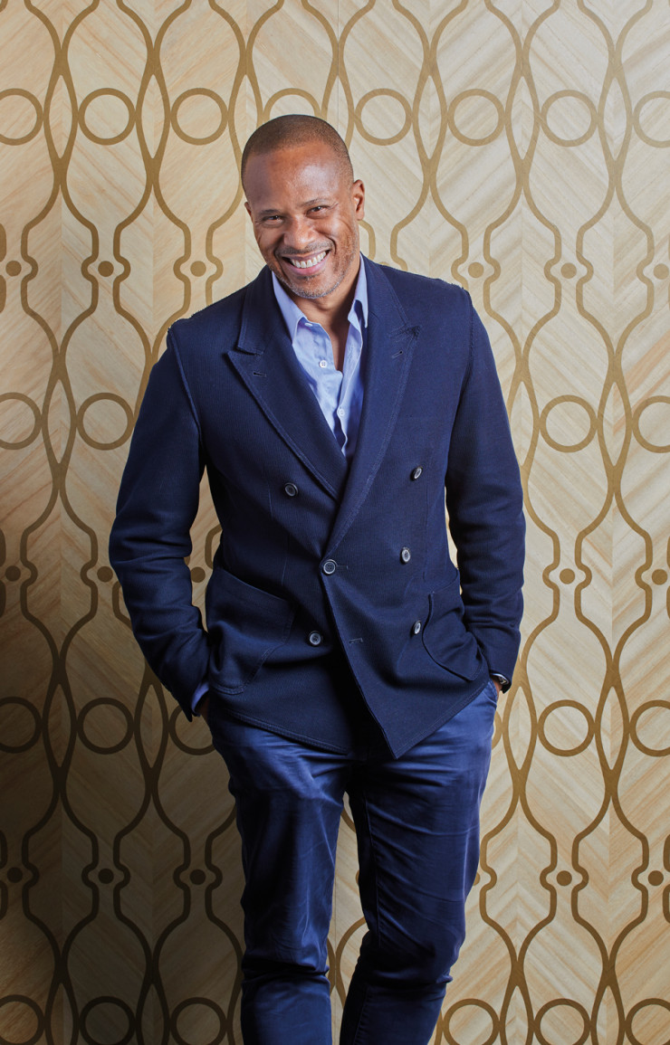 A tout juste 15 ans, Elliott Barnes a été touché par l’esthétisme nippon et en a fait une grande source d’inspiration dans son travail.