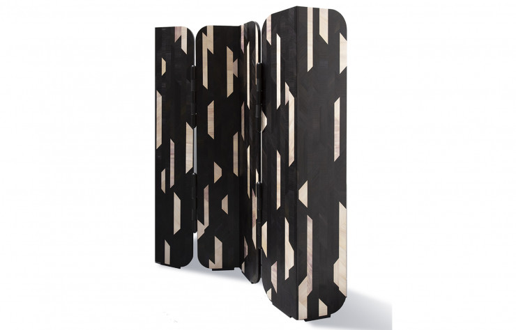 Paravent en marqueterie de paille, feuilles de bambou et laque.