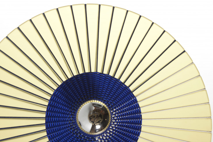 Détails de la lampe à poser Rays (Roche Bobois).