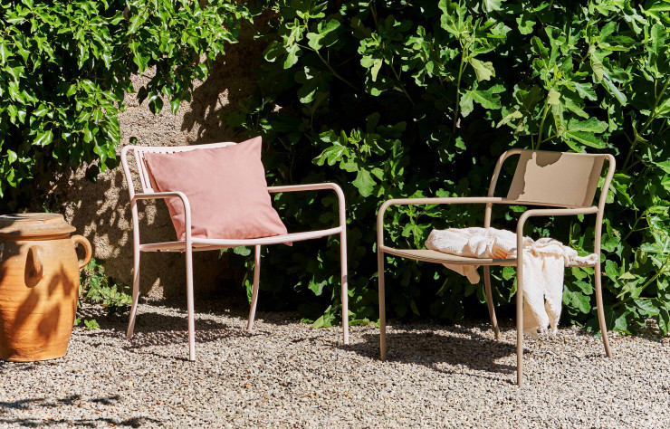 Fauteuils issus de la collection  « Patio ».