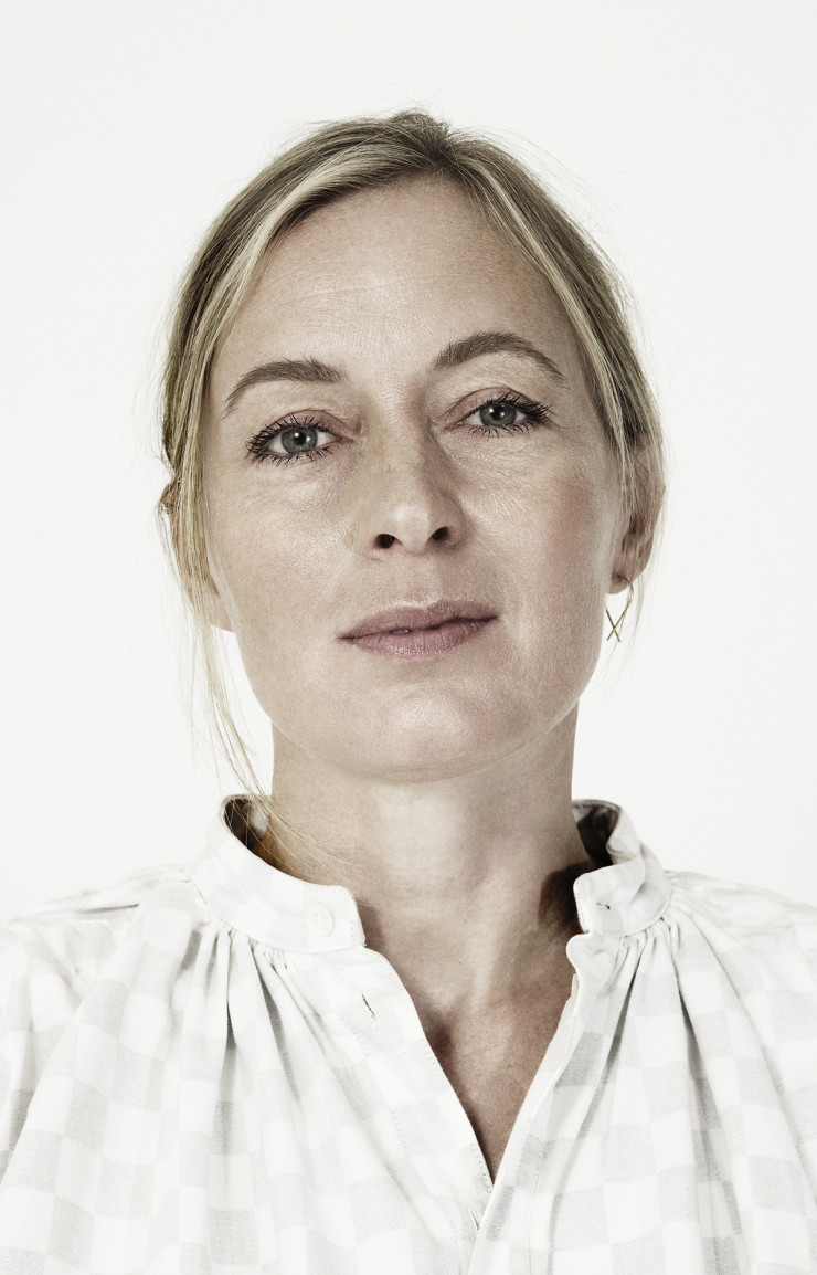Cecilie Manz (1972-).