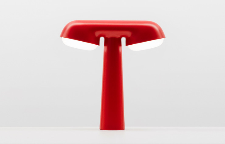 Lampe TGV (2018, SNCF x Moustache).