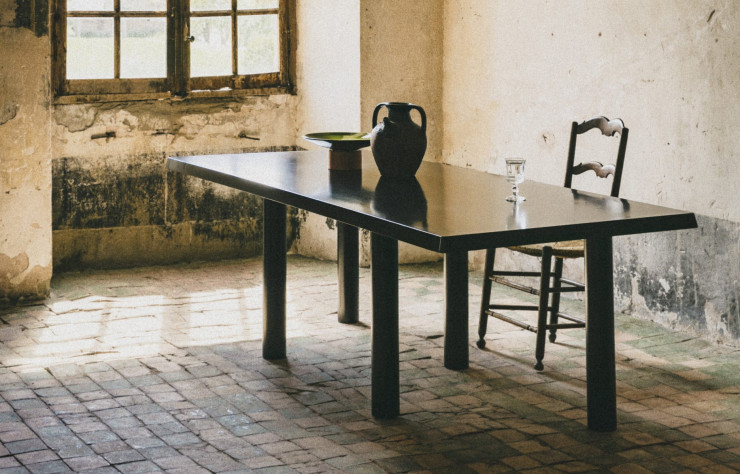 Table Taulo.