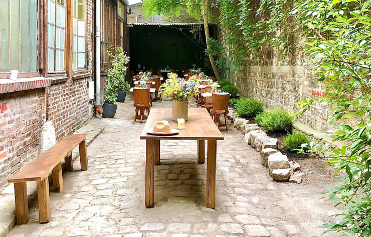 Une terrasse éphémère jusqu’à l’automne.