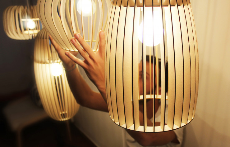 Robin Ieraci conçoit lui-même tous les lampadaires Kido.