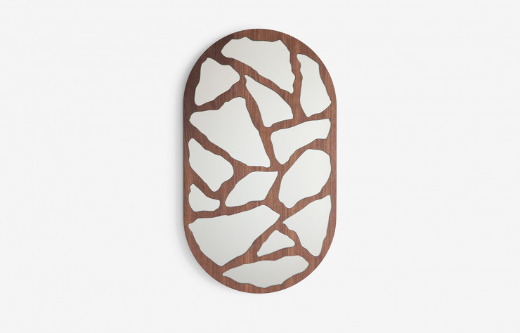 Miroir Walnut 3000 du studio Trueing.