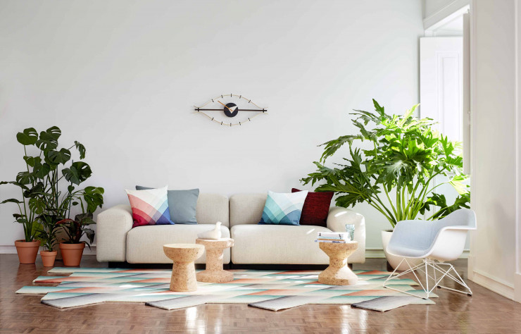 Canapés Soft Modular Sofa en tissu, polyuréthane et métal, design Jasper Morrison, à partir de 1 430 €. Vitra.
