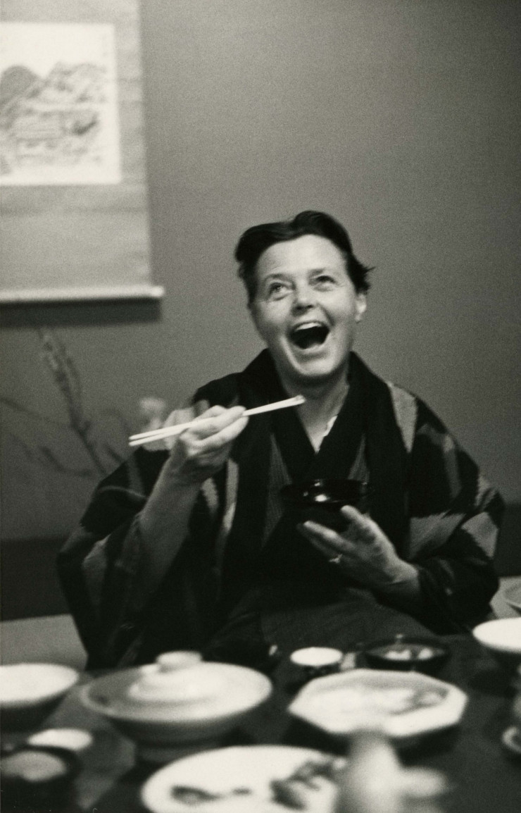 Portrait de Charlotte Perriand au Japon.