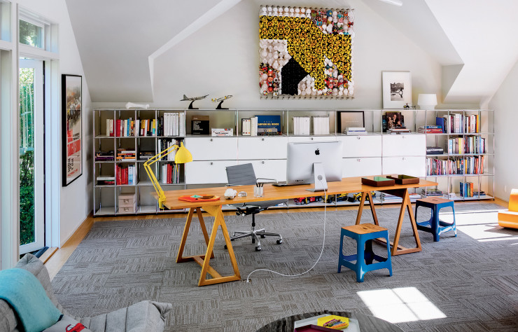 Le mobilier USM ne se démode décidément pas. Encore moins en ces périodes où se développe le télétravail et où il faut parfois improviser des solutions pratiques, esthétiques et confortables.
