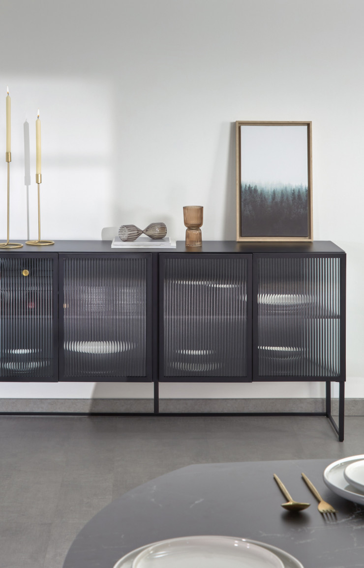 Le design industriel du buffet Trixie.