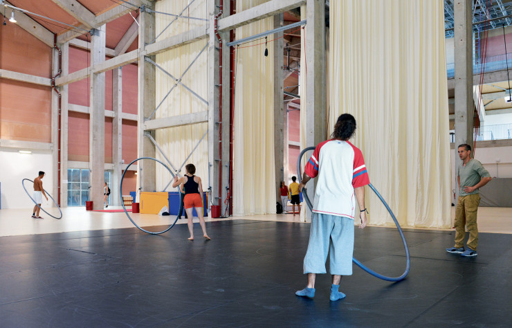 Lepatio circulaire. Le projet fut lauréat de la catégorie « Culture, jeunesse et sport » de l’Équerre d’argent, en 2016.