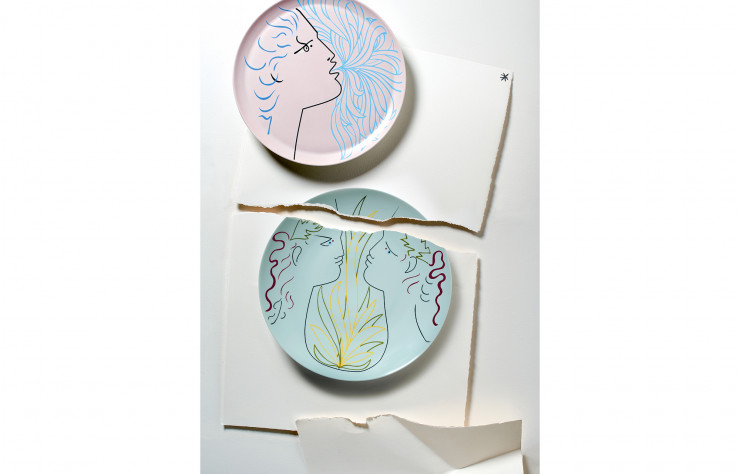 Raynaud invite sur céramique la patte de Jean Cocteau.