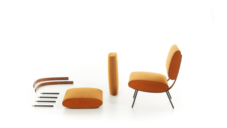 Le fauteuil Round D.154.5 a été rebaptisé pain de savon et « Otto Pezzi ». En effet huit pièces seulement le composent : dossier, assise, deux éléments structurels en contreplaqué courbé et quarte pieds vissés à l’assise pour maintenir l’ensemble.