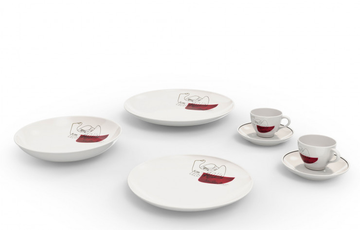 Vaisselle ornée de l’œuvre créée par Le Corbusier pour le mythique restaurant Prunier à Londres (Cassina / Richard Ginori 1735).