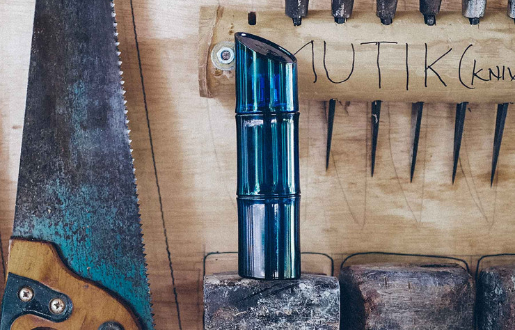 KENZO soutient le designer et le projet Bamboo U. Un engagement en faveur de l’écologie et d’un monde plus durable.