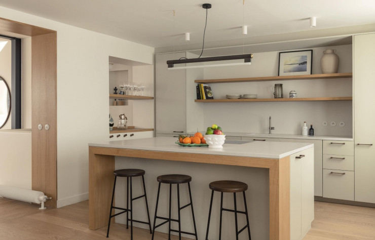 Vue de la cuisine conviviale réalisée par Camille Lequatre.