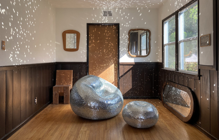 The Disco Chair, par Lland.