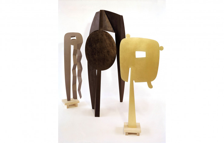 Isamu Noguchi, « The Kite » (1959), « Man Walking » (1959), et « The Gold Mirror (1958) », aluminium anodisé.