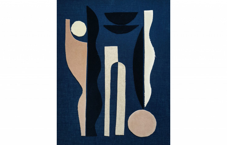 La Nuit, œuvre originale, datée et signée. Collage textile, composé de toile de coton, velours et flanelle de laine.