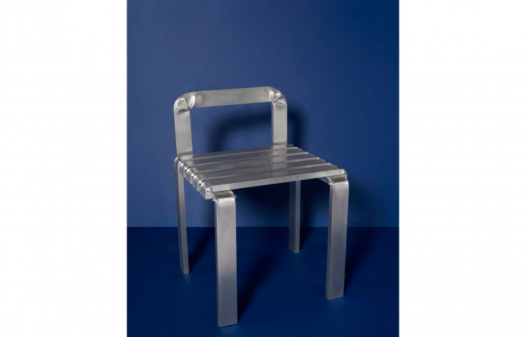 Chaise « The Unstressed Chair », en tôle d’aluminium pliée