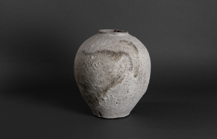 Attiré par des matières brut, Benoit Audeau travaille avec des briqueteries locales principalement situées dans Le Pays de La Loire.