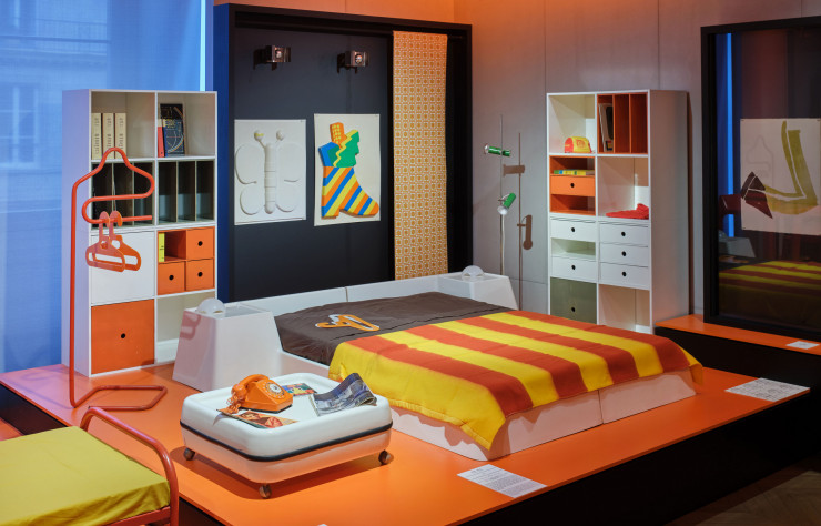 Scénographie de l’exposition « Le design pour tous de Prisunic à Monoprix » au Musée des Arts Décoratifs de Paris.