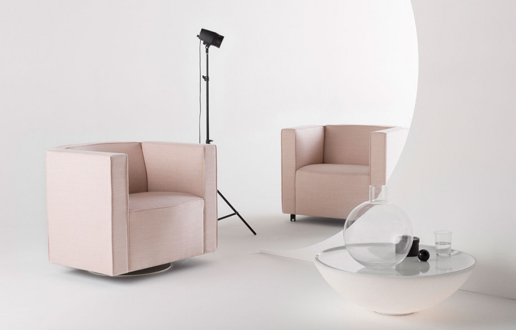Fauteuil club Thelma par Pauline Deltour pour Offecct