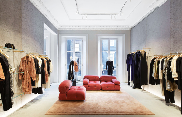 Sur Old Bond Street, la boutique Stella McCartney.