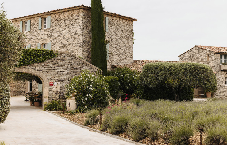 Les murs de l’hôtel Capelongue sont centenaires.