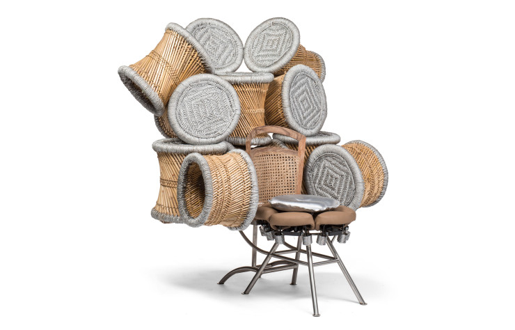 Gunjan Gupta — Chaise, Muda Walla, Throne, 2016. Tabourets en bambou, acier, tissu, rotin, bois Achat grâce au mécénat du Cercle Design 20/21, 2017.