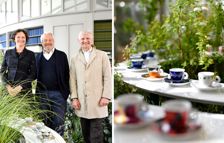 L’entreprise Illycaffè célèbre, à l’occasion de la Biennale de Venise, dans ses jardins royaux, les 30 ans de la « Illy Art Collection », une toile vierge offerte aux artistes depuis 1991. Ce sont 125 artistes internationaux qui ont interprété la tasse à expresso blanche conçue par le designer et architecte italien Matteo Thun. Lors de l’inauguration de cet anniversaire, de gauche à droite, la commissaire de la Biennale 2022, Cecilia Alemani, le président de la Biennale de Venise depuis 2020, Roberto Cicutto, et le président-directeur général d’Illycaffè, Andrea Illy.